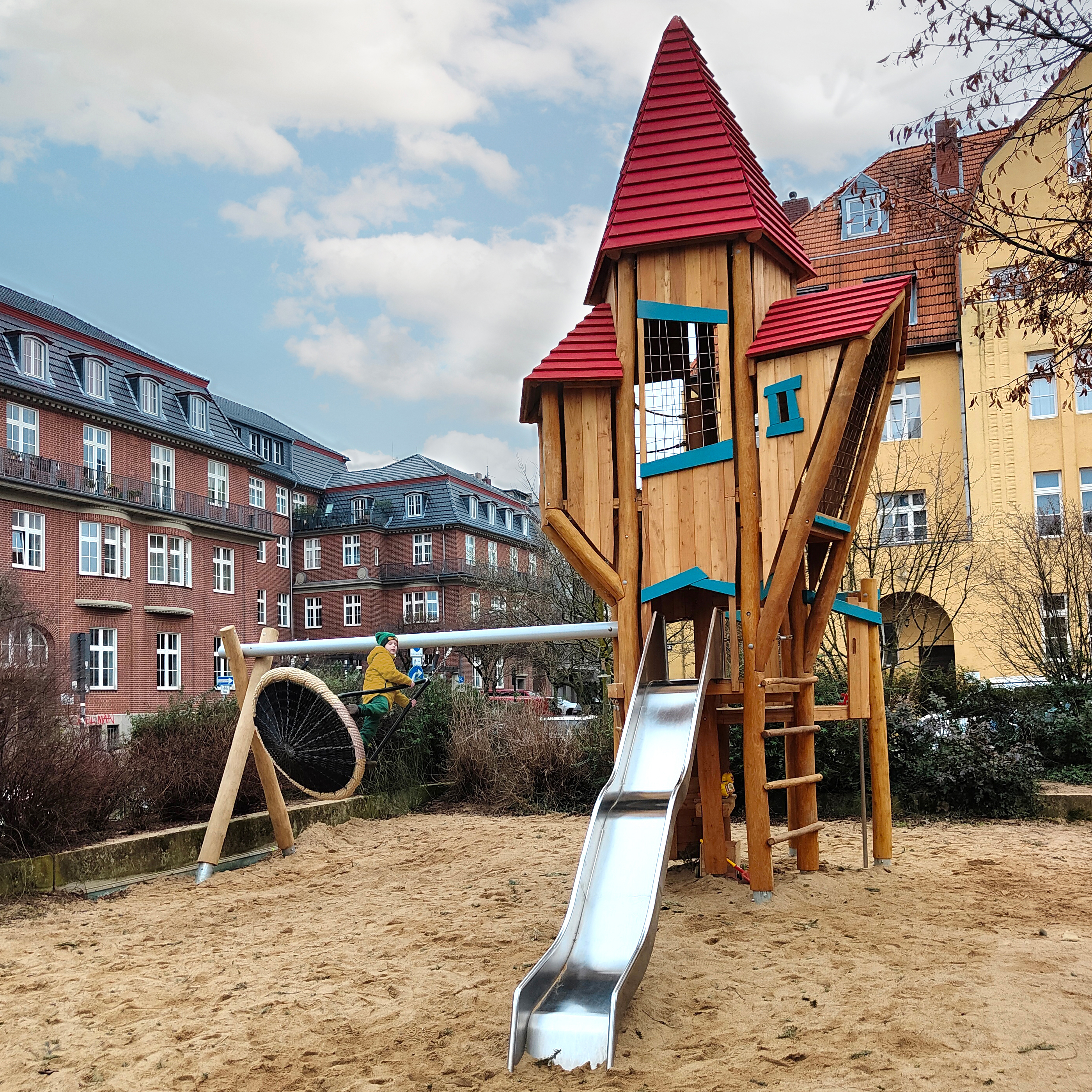 Märchenturm Nikolausplatz Ansicht 2