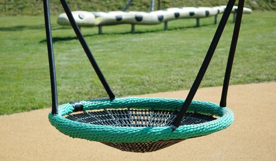 Das Nest im Quader - Edelstahl