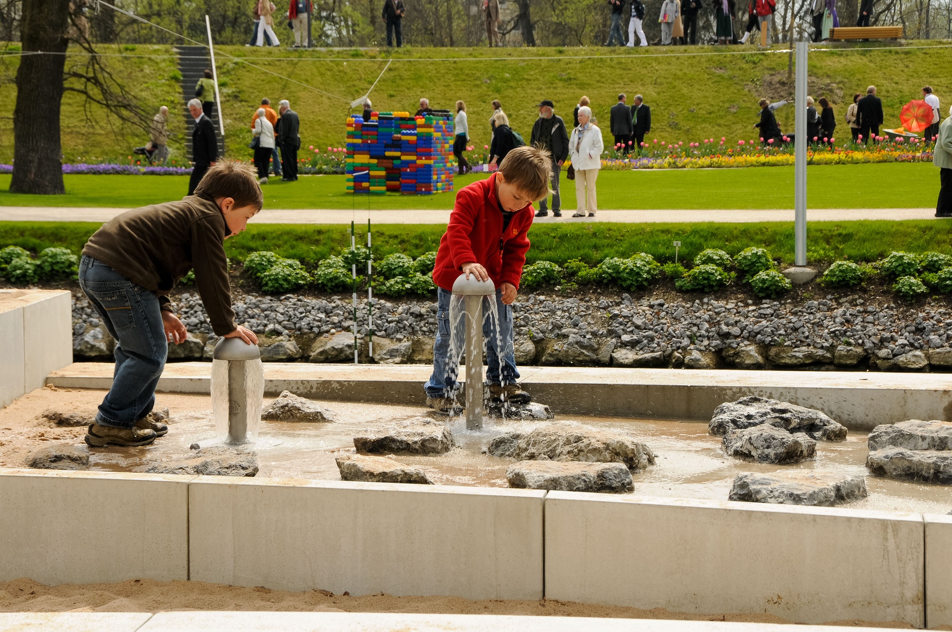 Wasserspendersäule Ansicht 5