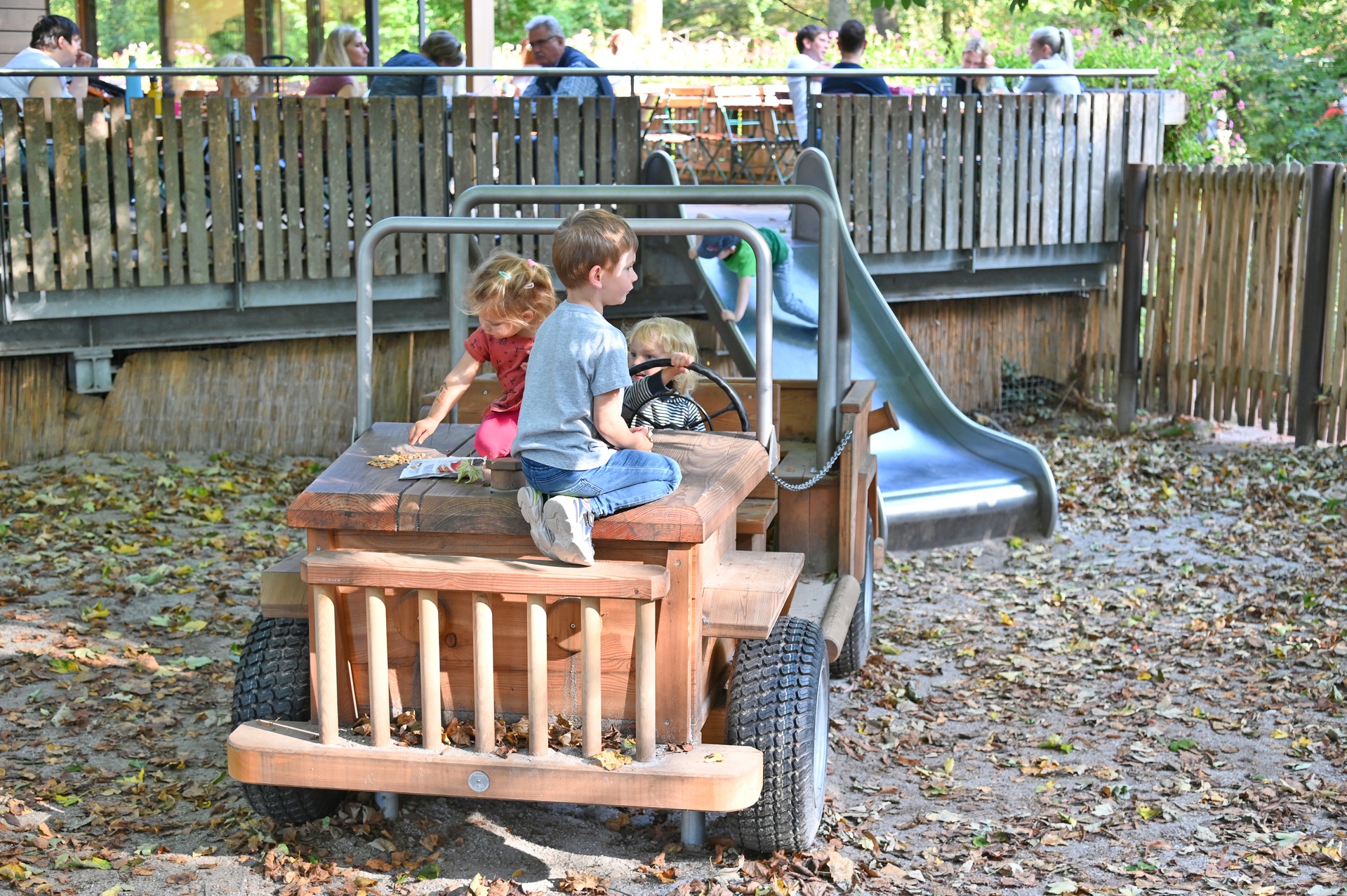 Geländewagen Ansicht 4