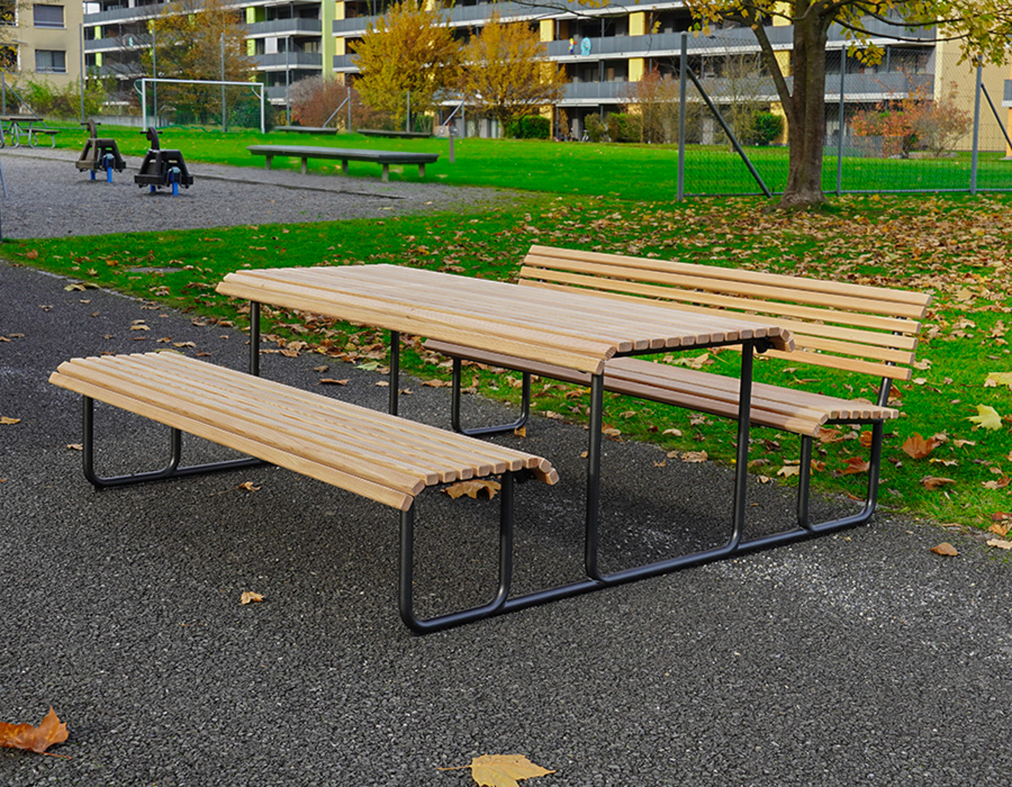 Picknicktisch Parviva Lärche roh Ansicht 3