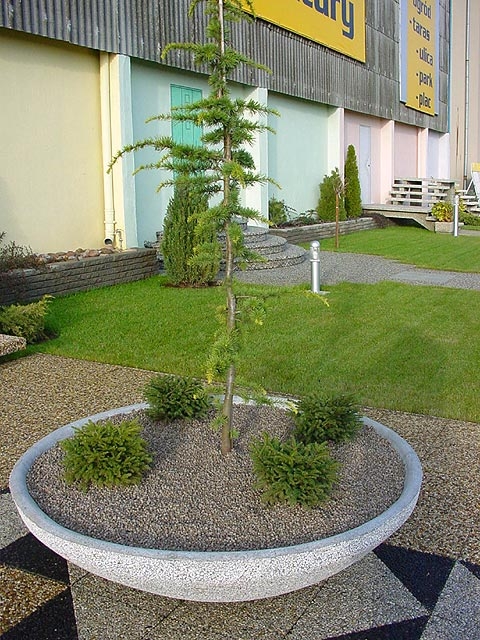 Blumentopf Fossano Ansicht 3