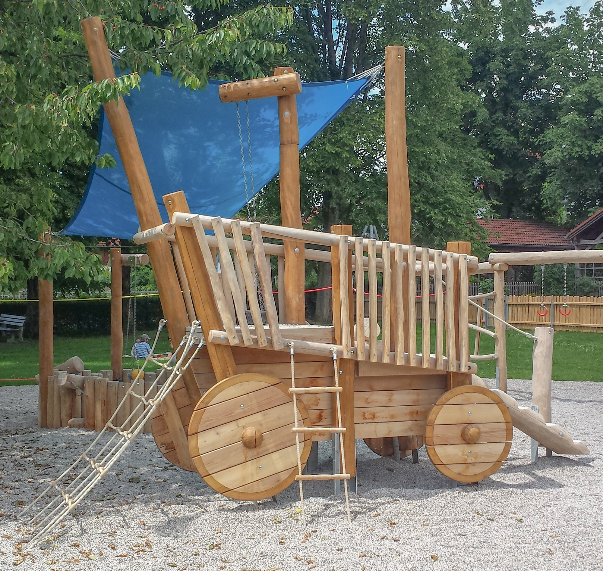 Heuwagen mit Holzrädern Ansicht 5
