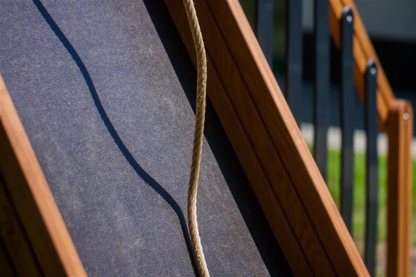 Einzel Schaukel mit Rutsche, Spielturm und Treppe Ansicht 6
