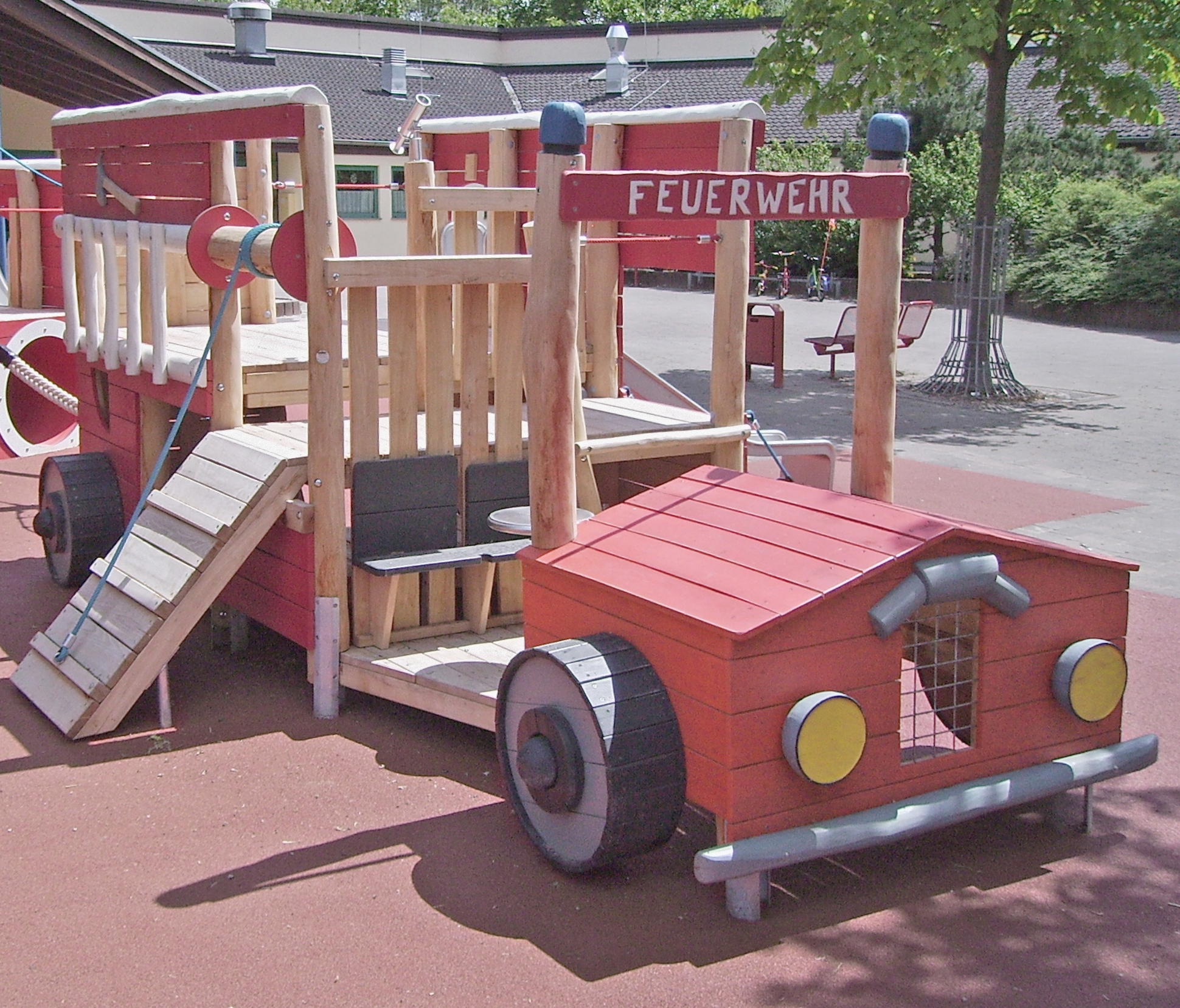 Feuerwehrauto Ansicht 2