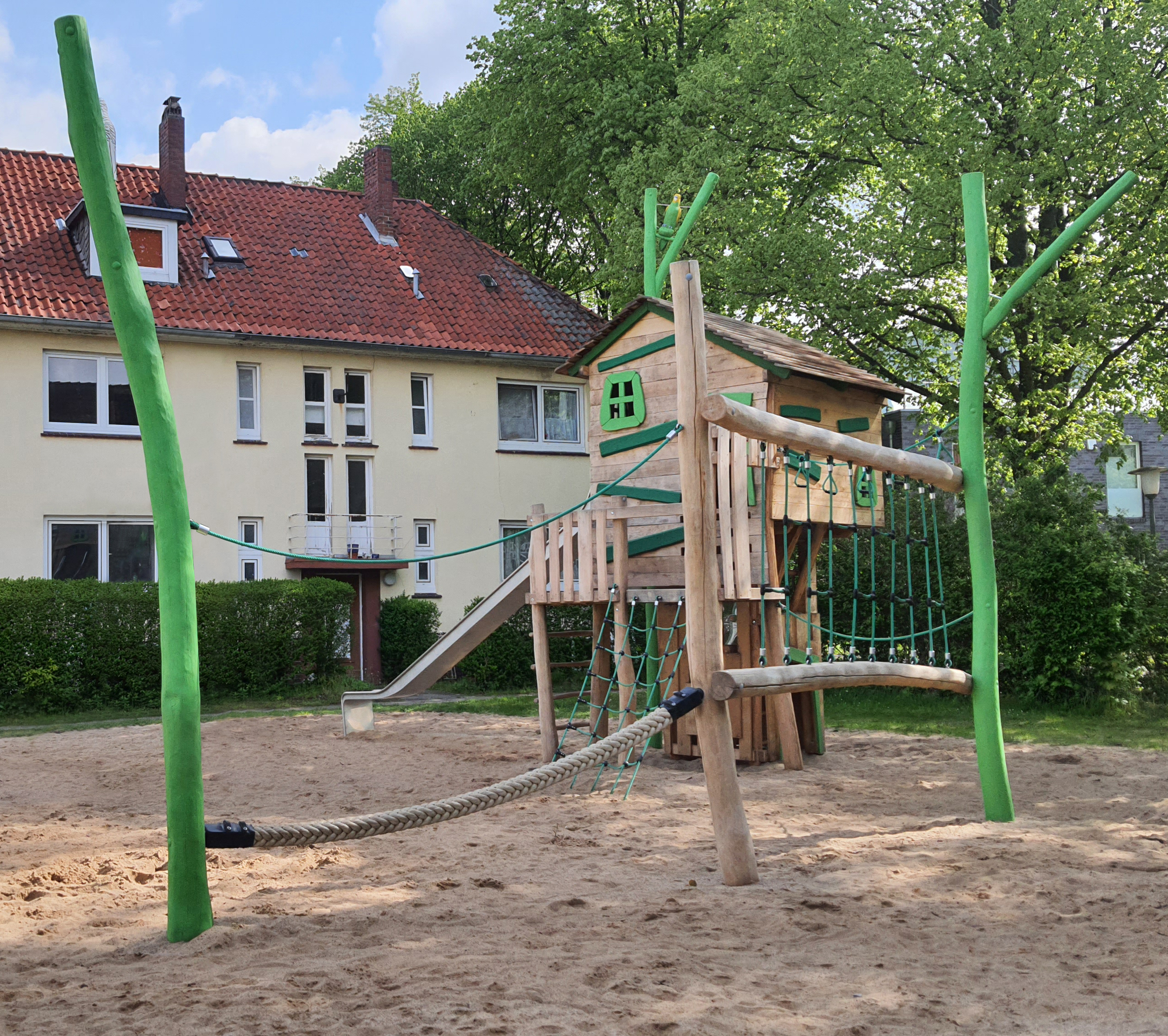 Baumhaus Watzenweg Ansicht 4