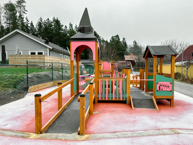 Campanille Barrierefreie Spielplatz Ansicht 3