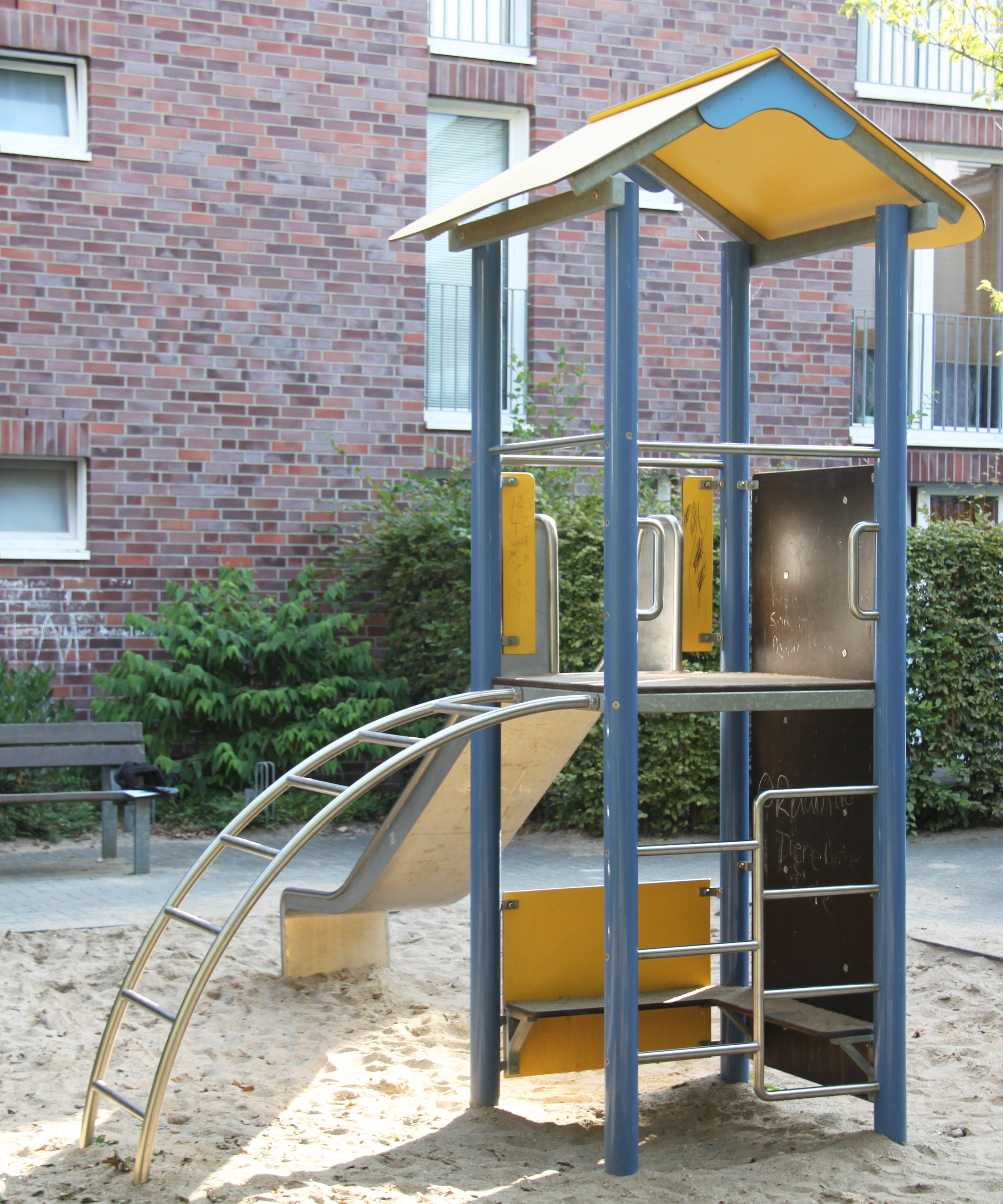 Spielturm Neuss