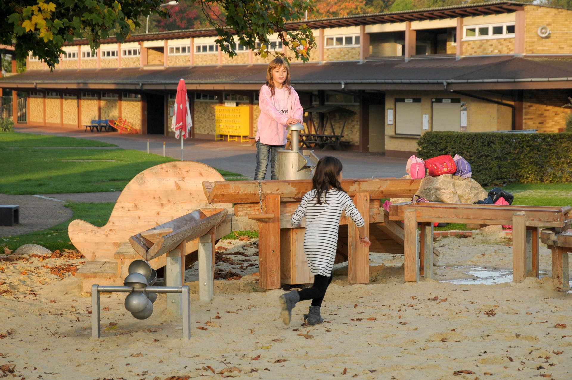Wasserspielanlage \"Kleine Fische\" Ansicht 6
