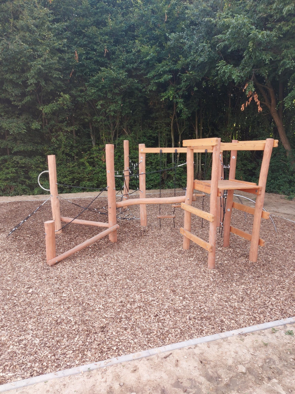 Kaukasus Klettergerüst Ansicht 4