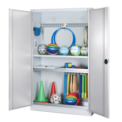 C+P Modul-Sportgeräteschrank „Komplettausstattung“ mit Vollblech-Flügeltüren, HxBxT 195x120x50 cm