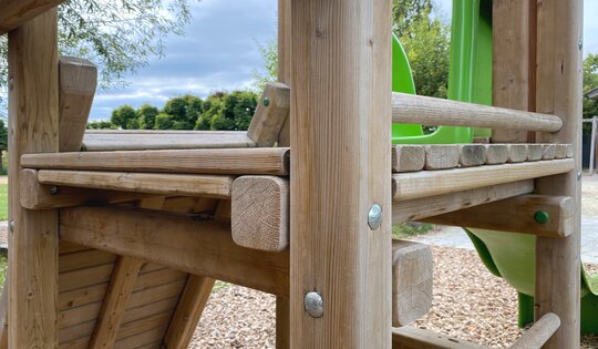Kletterturm 2 mit 2er Schaukel