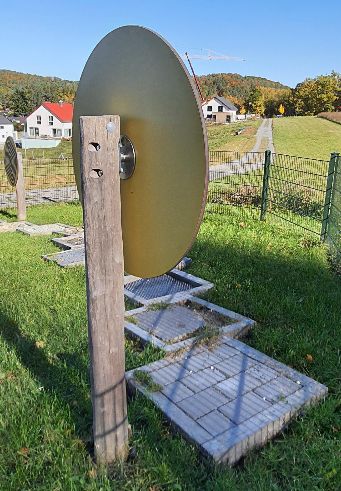 Drehspiel HPL Ø100cm, Kegel, mit 1 Pfosten Ansicht 4