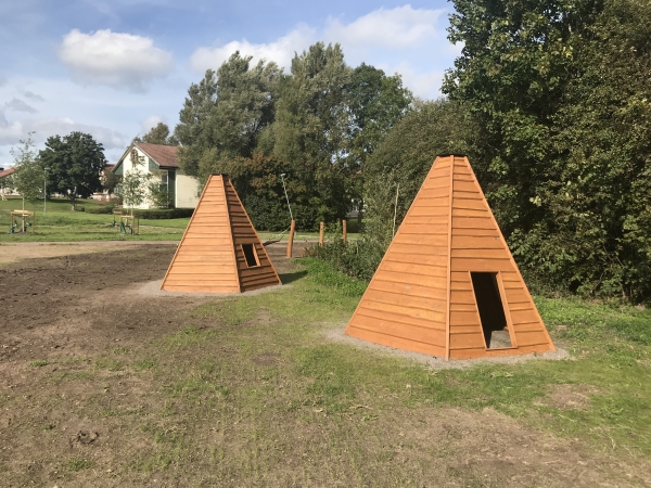 Wigwam Spielhaus Ansicht 6