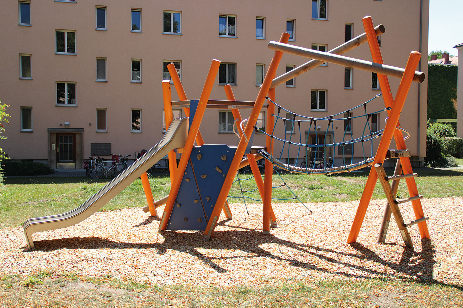 Spielturm Fiasko Dotto 1660 Ansicht 4