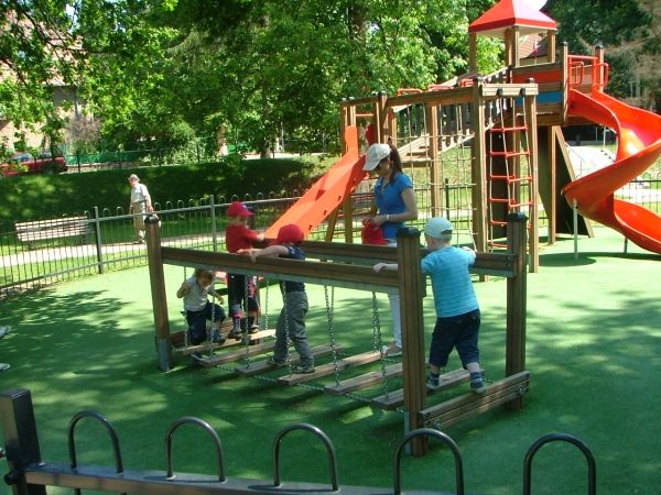 Shock Absorbing Pad 90mm w/Artifical grass Ansicht 2