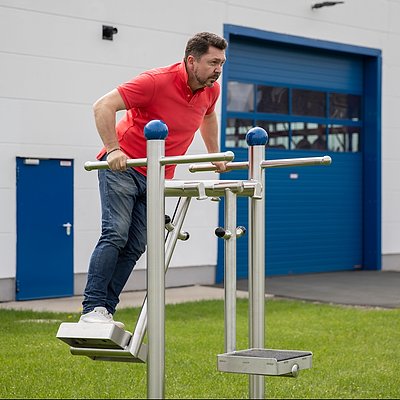 Art Outside Outdoor-Fitnessgerät „Hüftschwung“ Ansicht 3