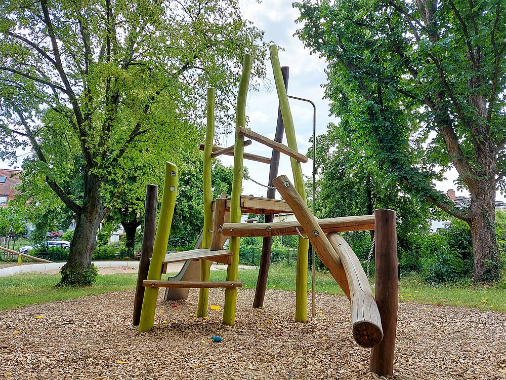 Spielanlage Klettergarten Ansicht 5