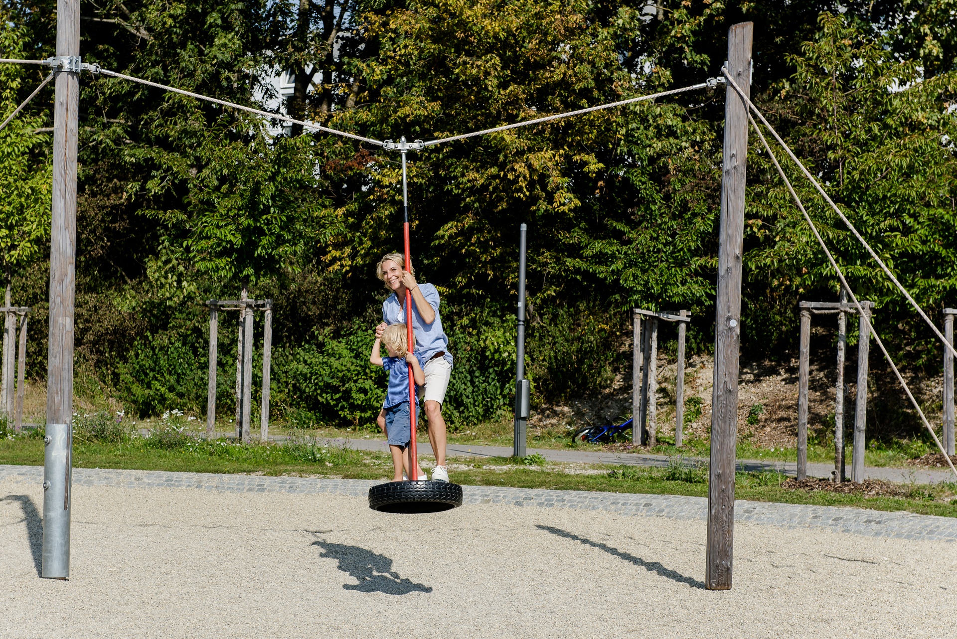 Königinnenschaukel Ansicht 4