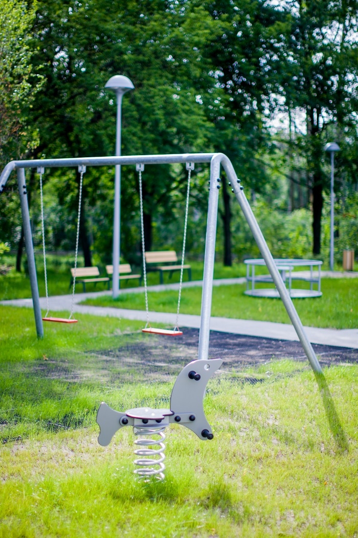 Doppelte Silbere Schaukel Ansicht 6