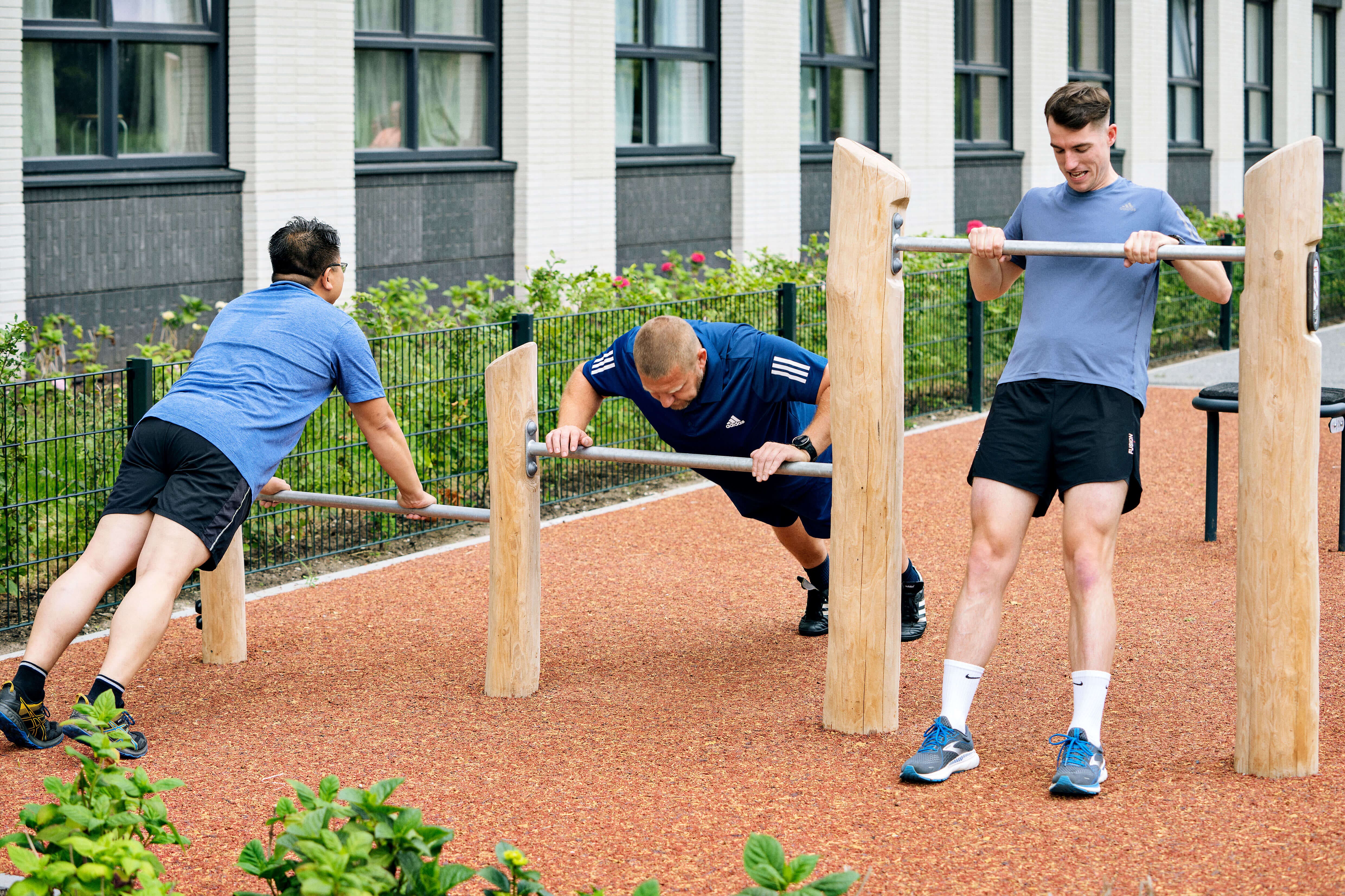 Push-up Barren Robinia FRO209 Ansicht 3
