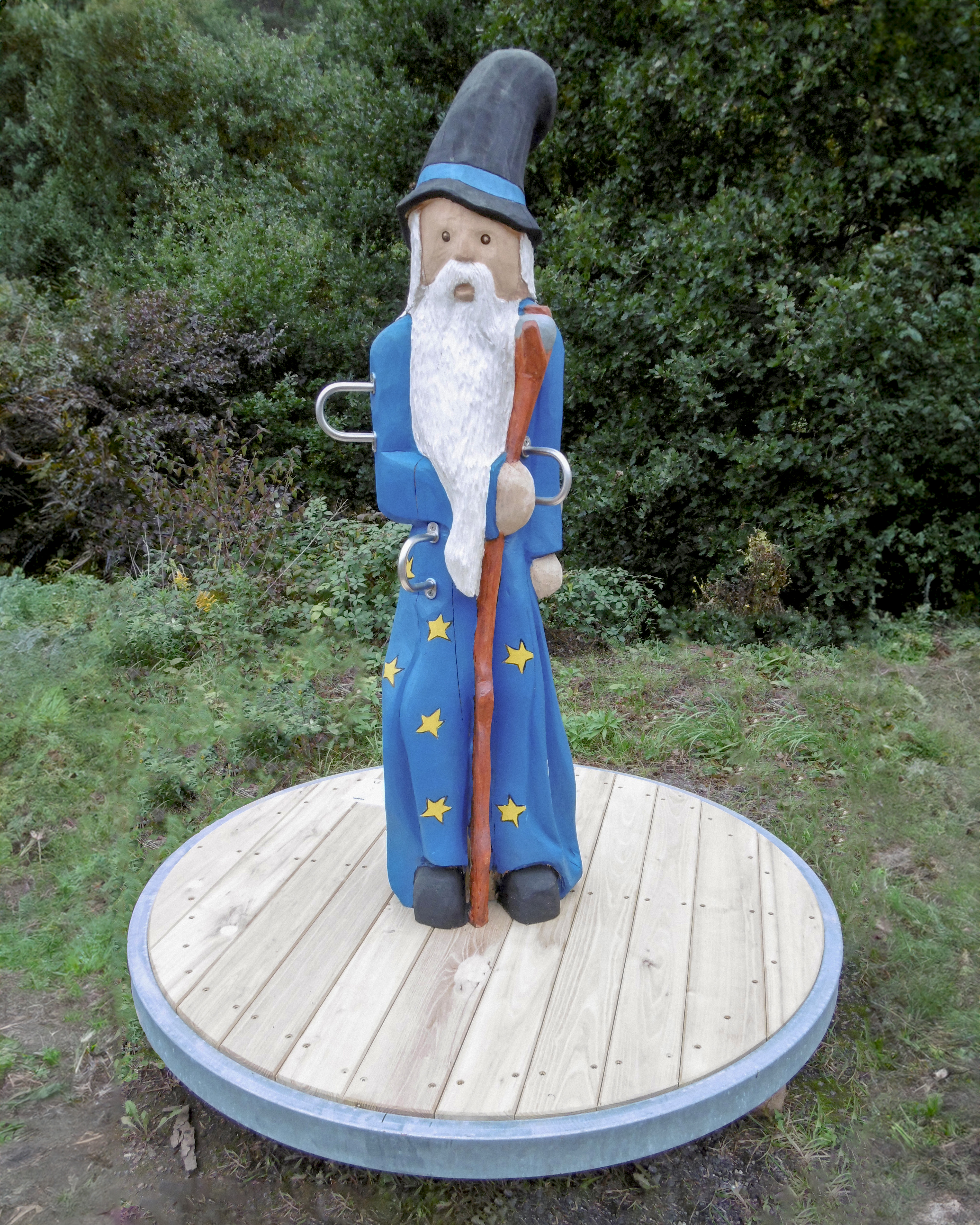 Stehkreisel groß Ø150cm mit Schnitzfigur -
