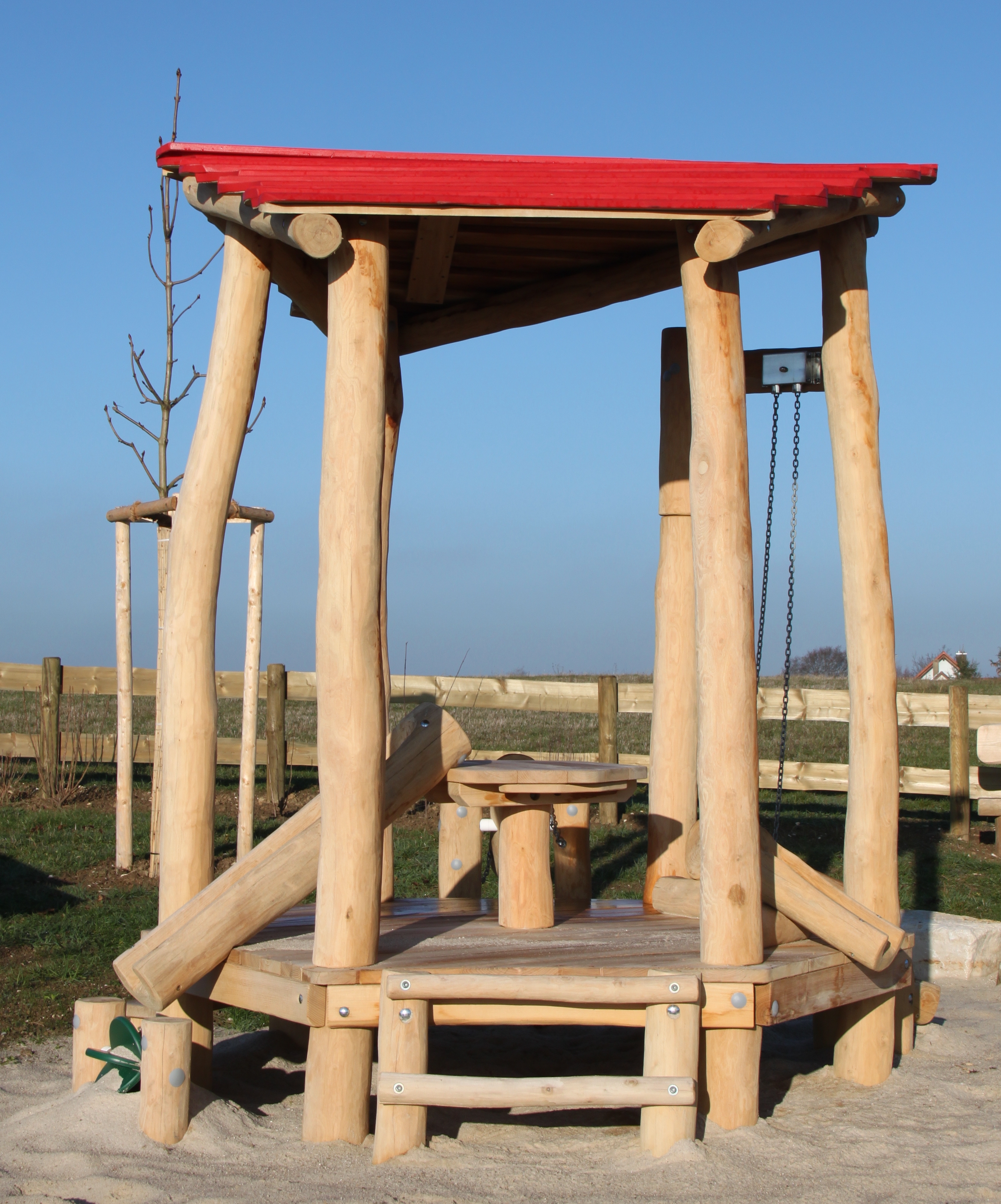 Sandbaustelle Hettenheim mit Dach