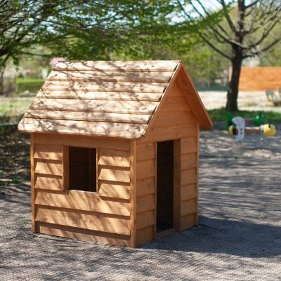 Spielhäuschen aus Holz