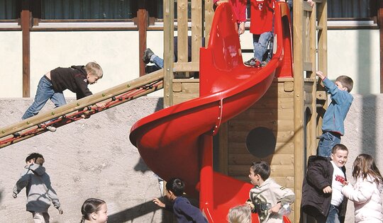 Kletterturm bimbo 2 mit Spiralrutsche