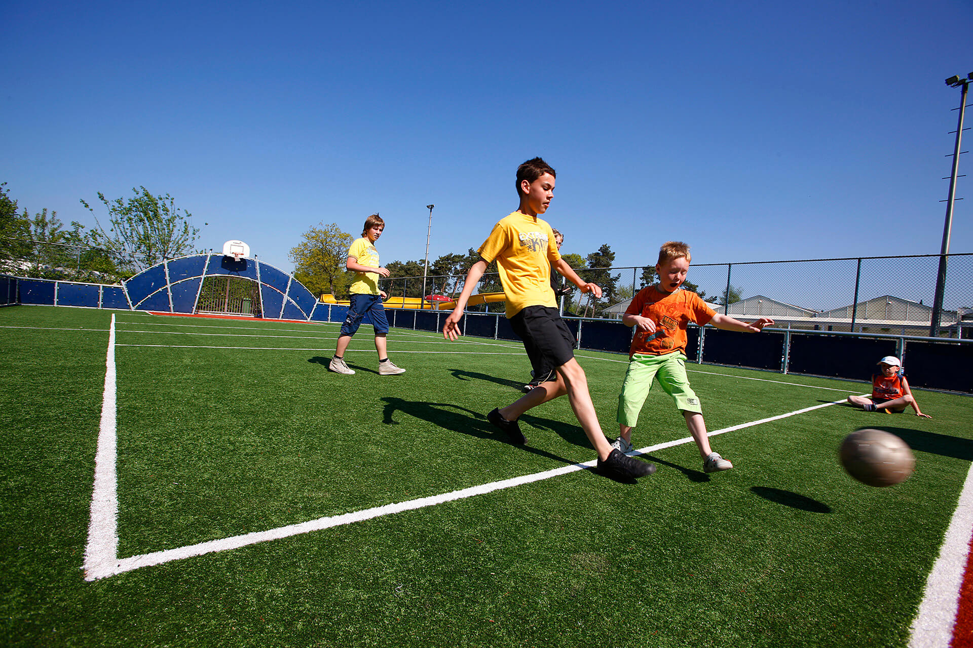 Cosmos Multisportanlage 16 x 32 m FRE2115 Ansicht 2