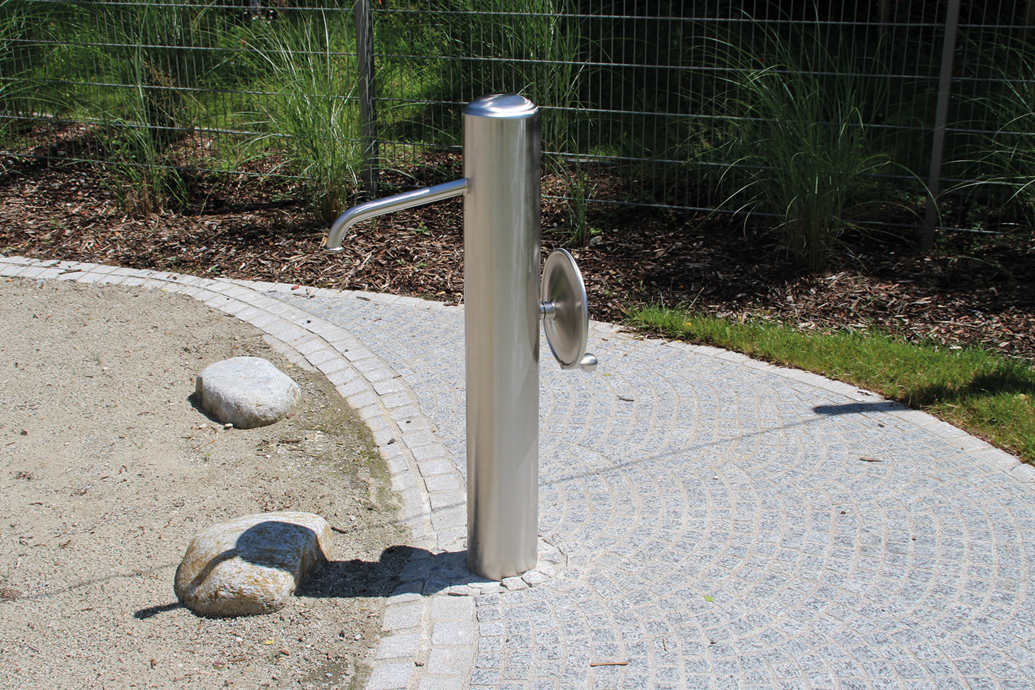 Wasserpumpe Edelstahl mit automatischer Spülung Ansicht 5