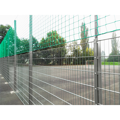 Ballfangnetzanlage mit Doppelstabmatte, 40 m