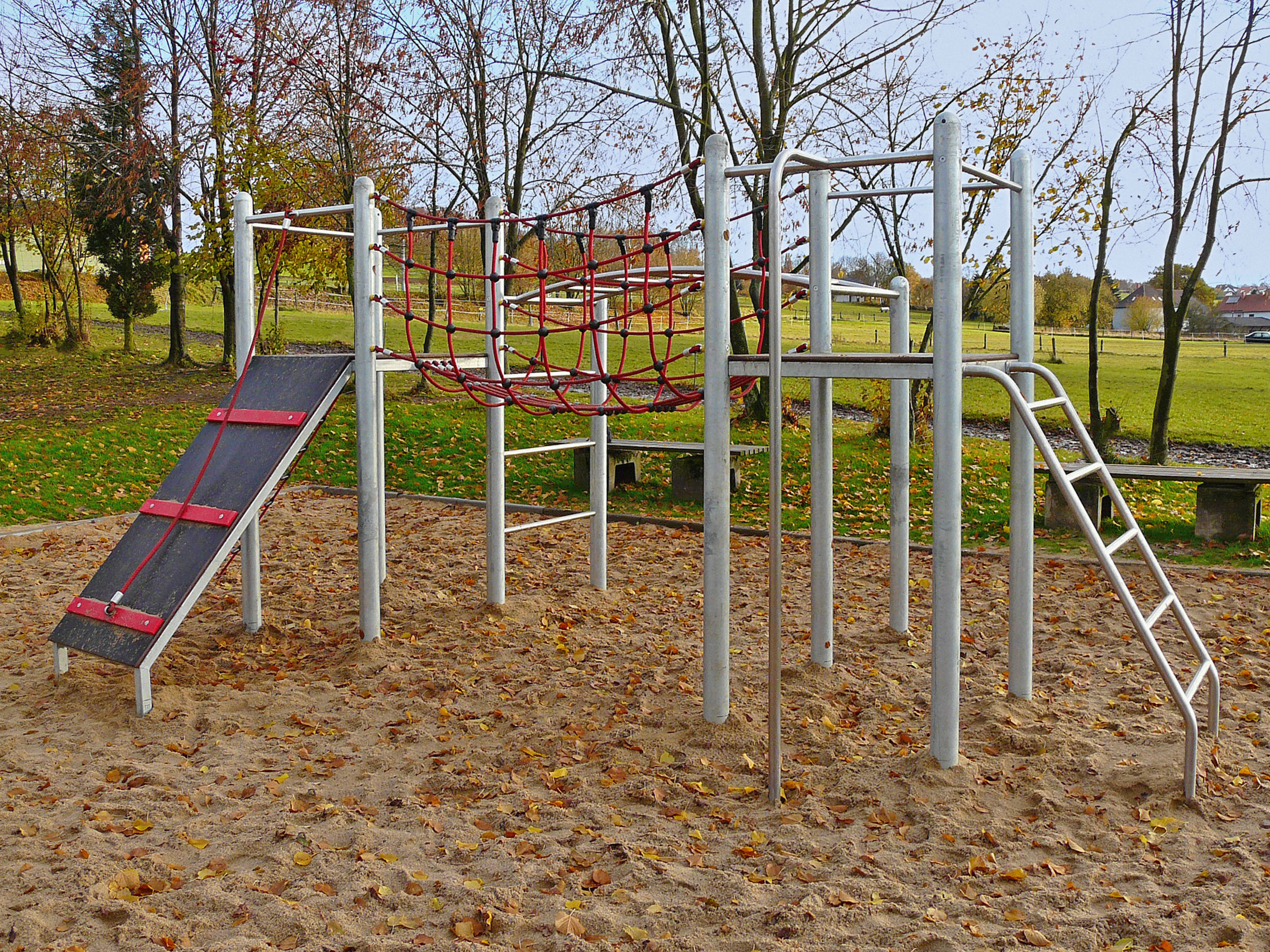 Spielanlage Wappenstein Ansicht 2
