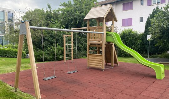 Kletterturm Kombi 1 mit 2er Schaukel