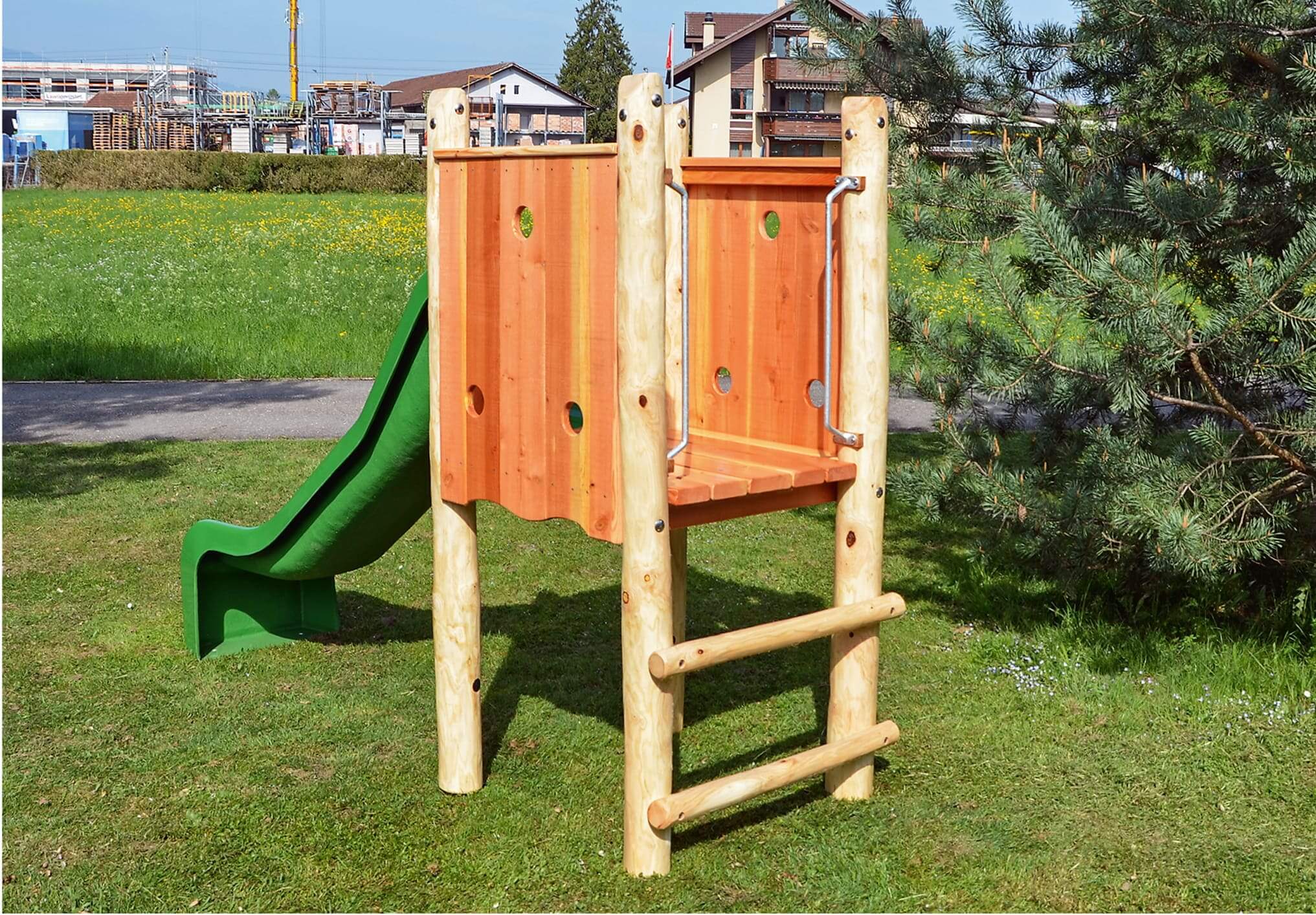 Ergänzungsturm aus Edelkastanie Ansicht 2