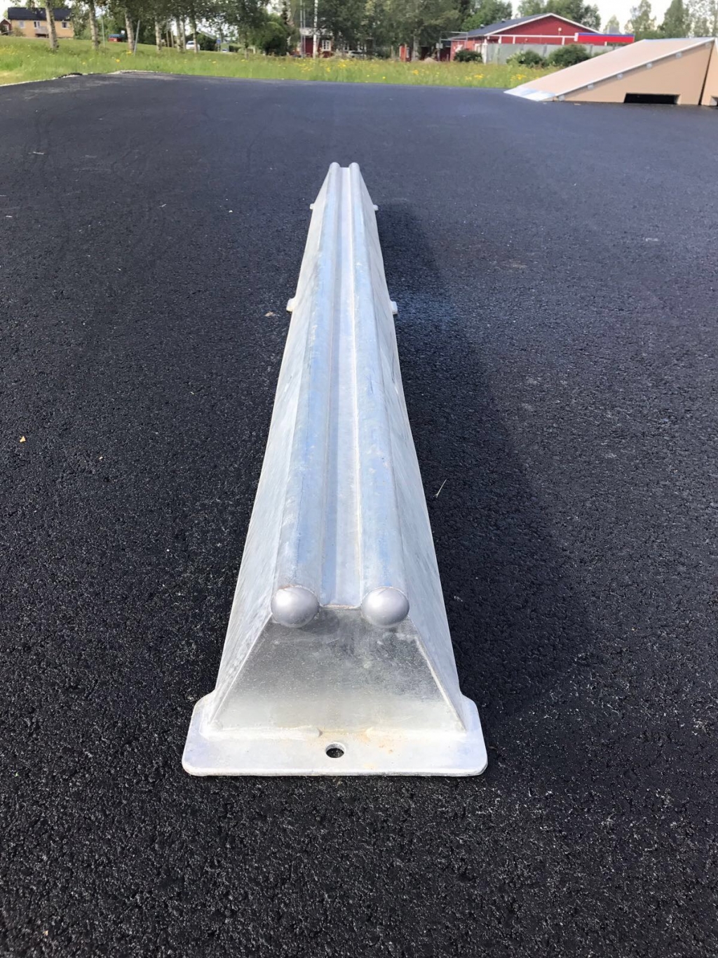 Curb Horizontal Ansicht 6