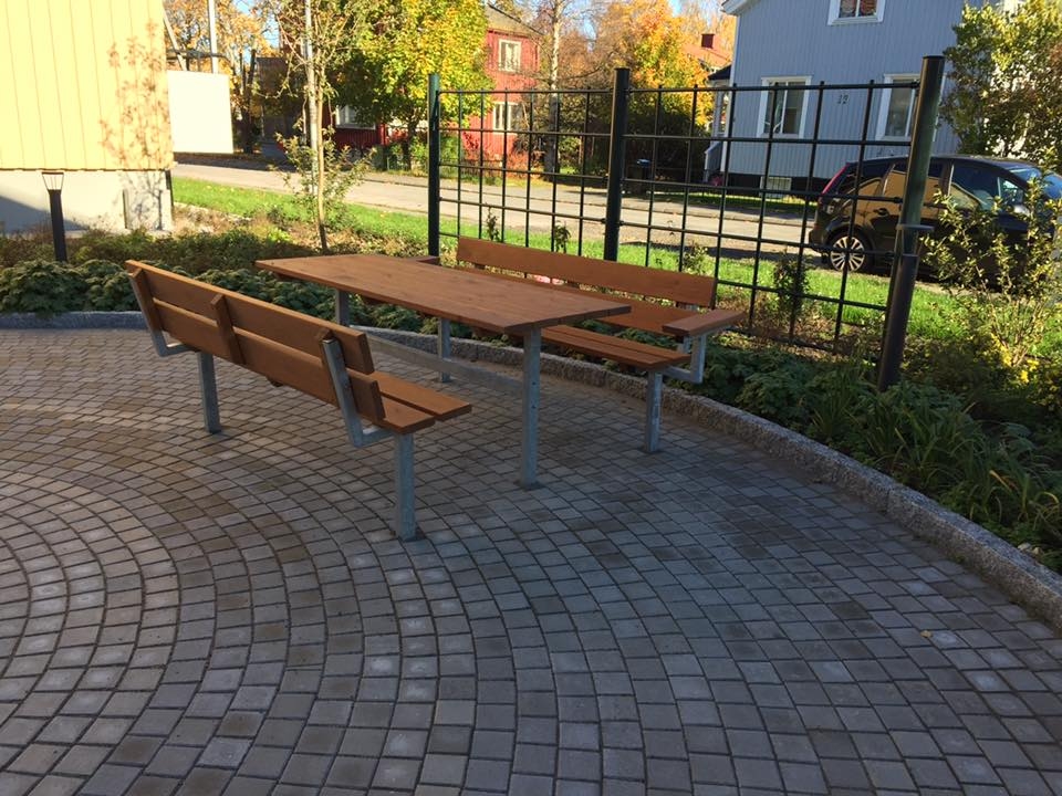 Tisch (Lärcheholz, verzinkt Stahl) Ansicht 6