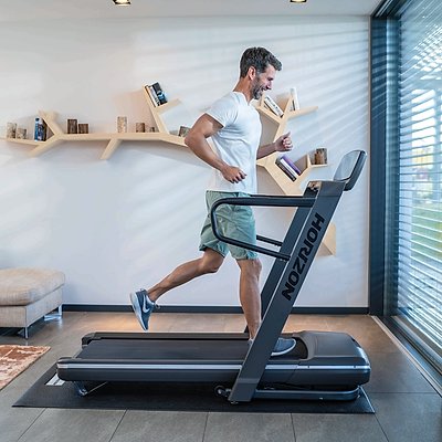 Horizon Fitness Laufband „Omega Z Dark Edition“ Ansicht 6