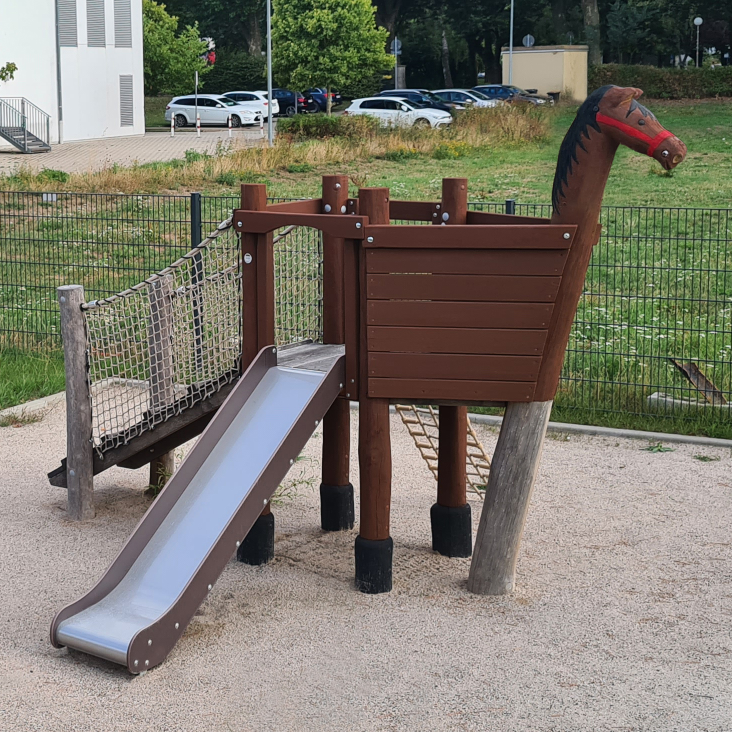 Kleinkindanlage Pferd Ansicht 2