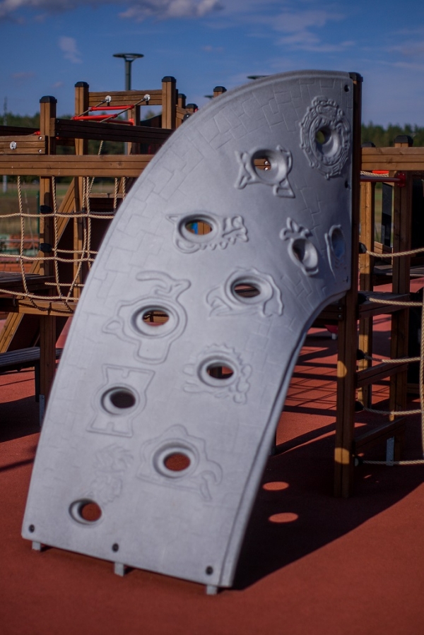 Aztecbogen Kletterwand Ansicht 4