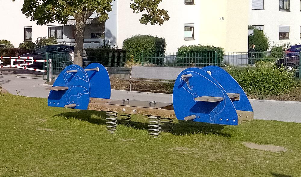 Mehrfachfederwippe Flipper und Wale Ansicht 4