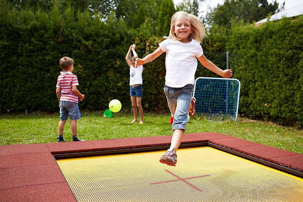 Bodentrampolin Kids Tramp Kindergarten 2,00x2,00 m Ansicht 4