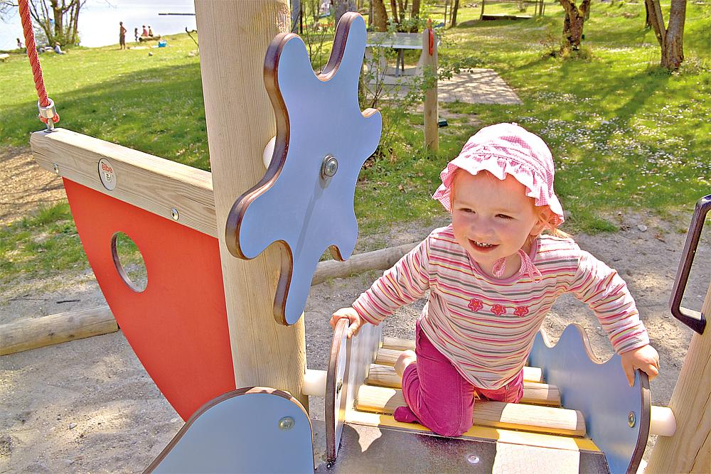 Spielschiff Möwe Ansicht 5