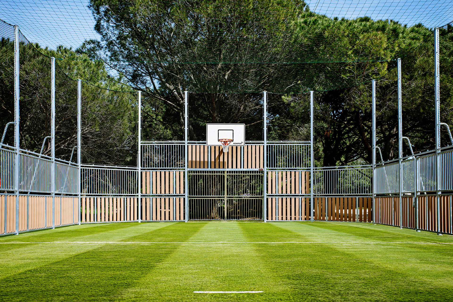 MUGA, 12 x 24 m, Seitenhöhe 5 m; Holzoptik FRE600203 Ansicht 3