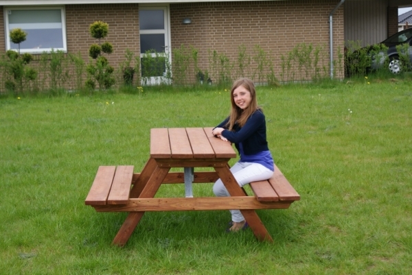 Bank & Tisch für Kinder (Lärcheholz) Ansicht 3