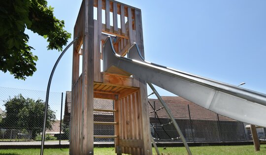 bimbox Kletterturm 2 - lasiert