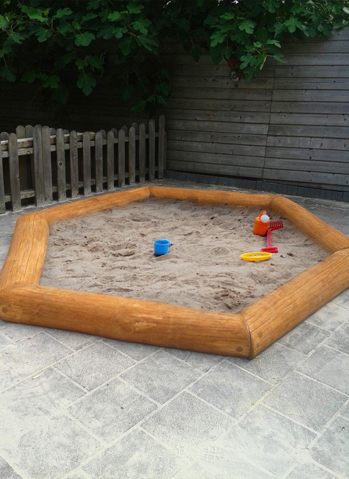 Robinie Sandkasten Ansicht 4