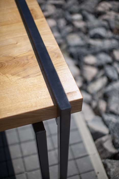 Thor Bank klein Ansicht 3