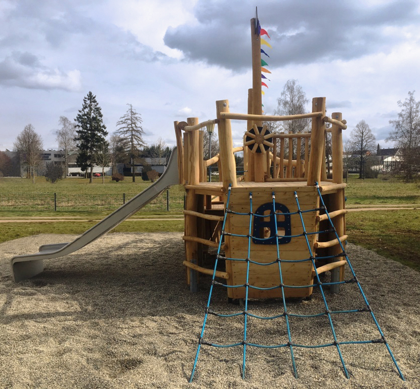 Spielschiff Maxi Ansicht 6