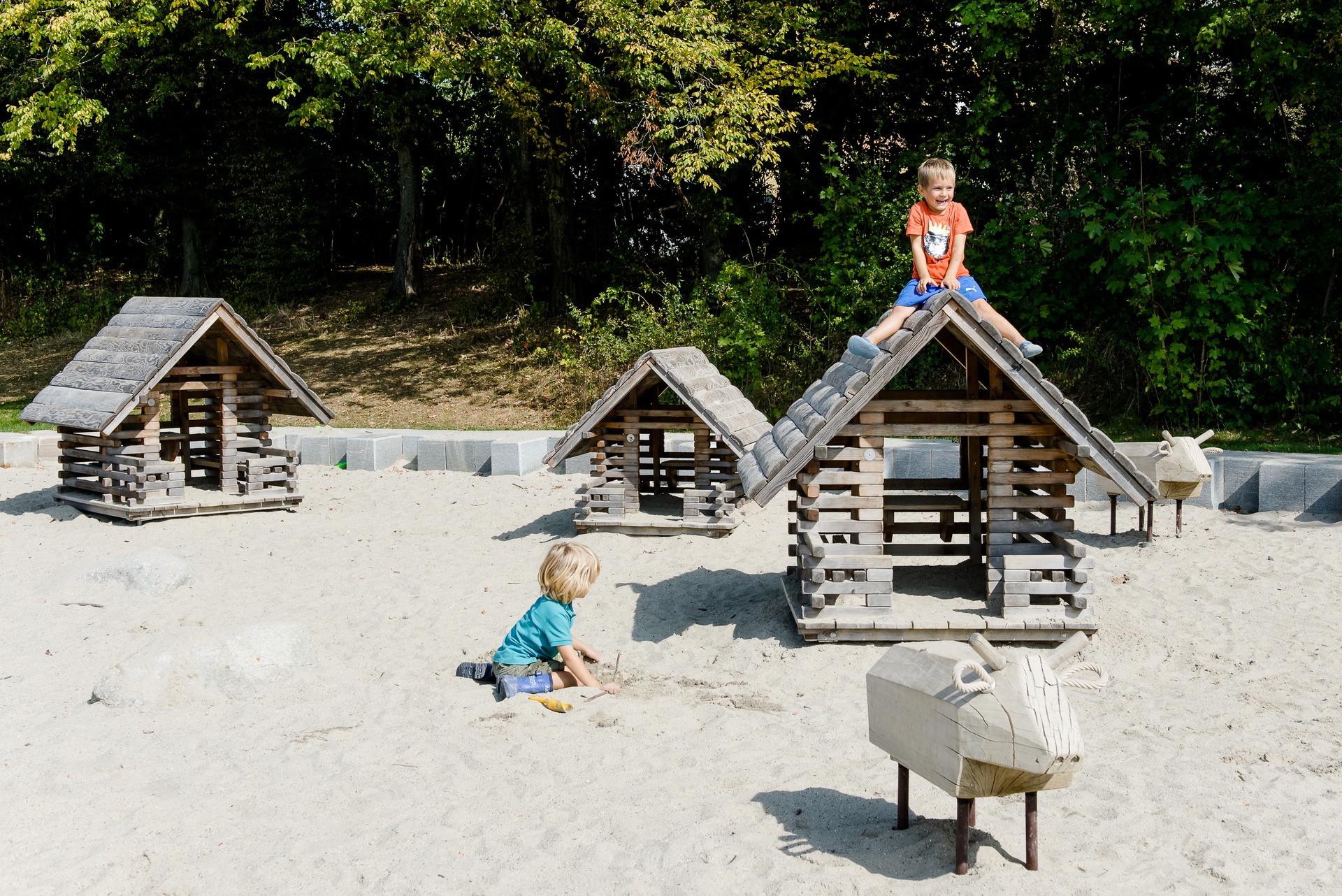 Kleines Spielhäuschen Ansicht 5
